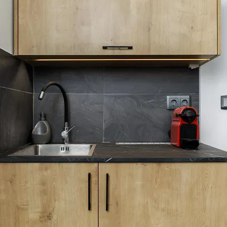 Stylish And Modern - Miltos Thessaloníki