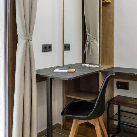 Stylish And Modern - Miltos Apartmán *